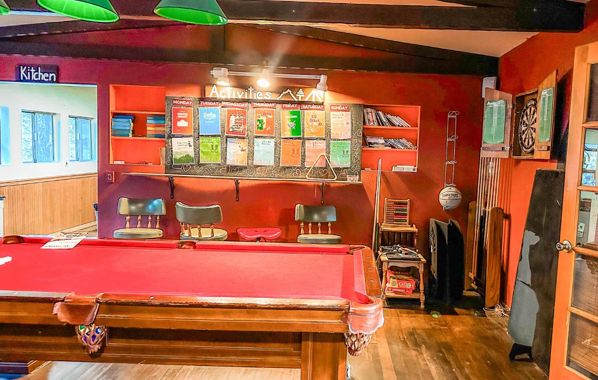 ITH Big Bear Lake Hostel & Lodge