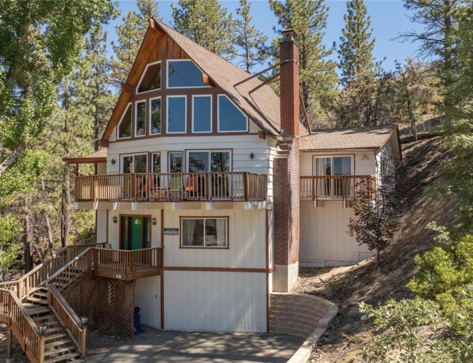 ITH Big Bear Lake Hostel & Lodge