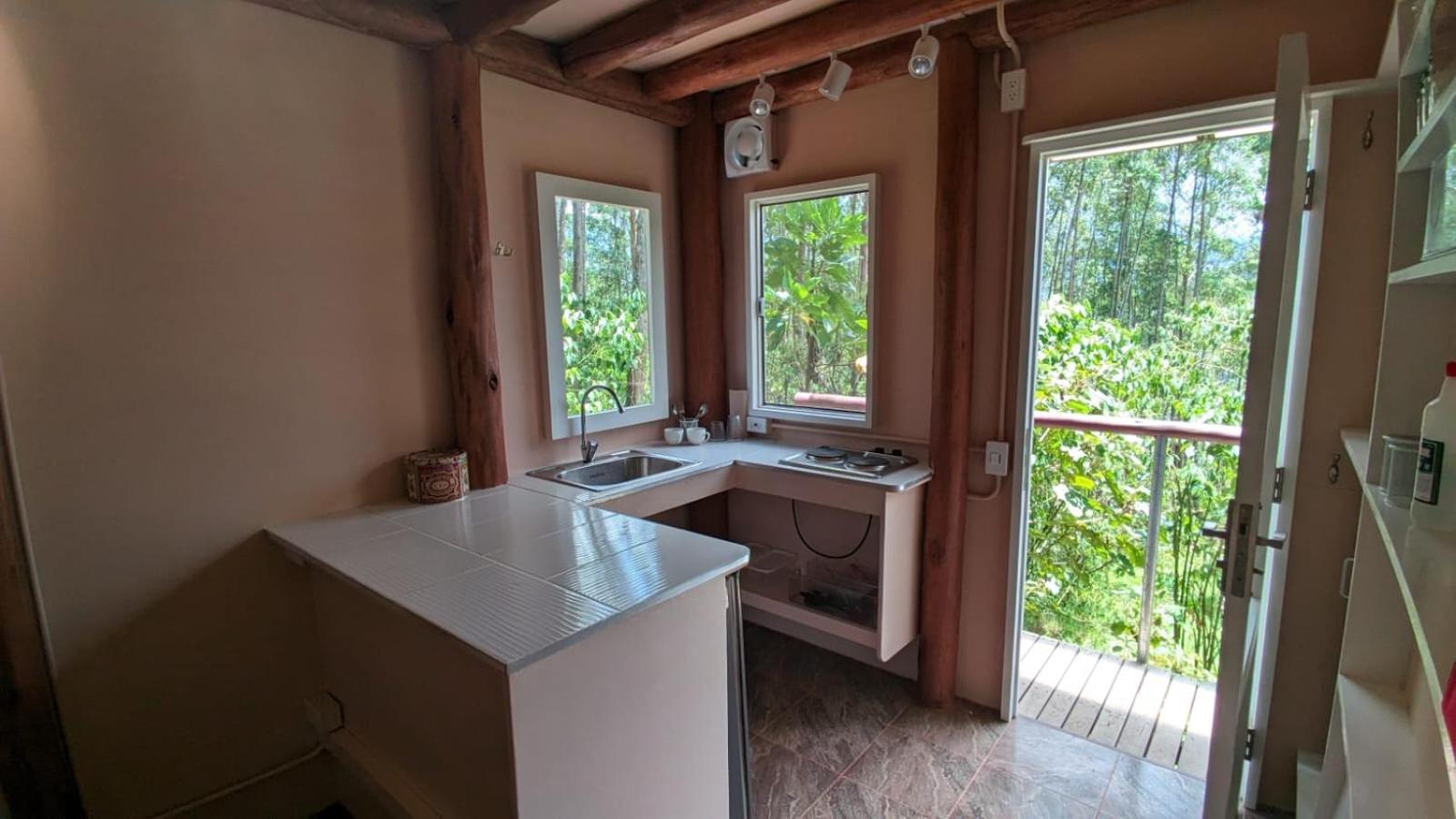 La Esperanza bird Lodge and Reserve