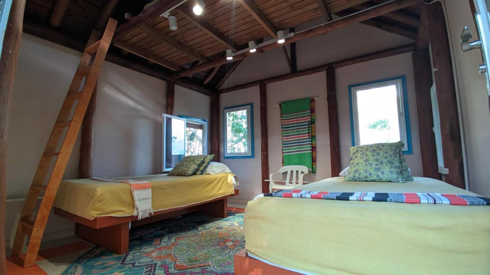 La Esperanza bird Lodge and Reserve