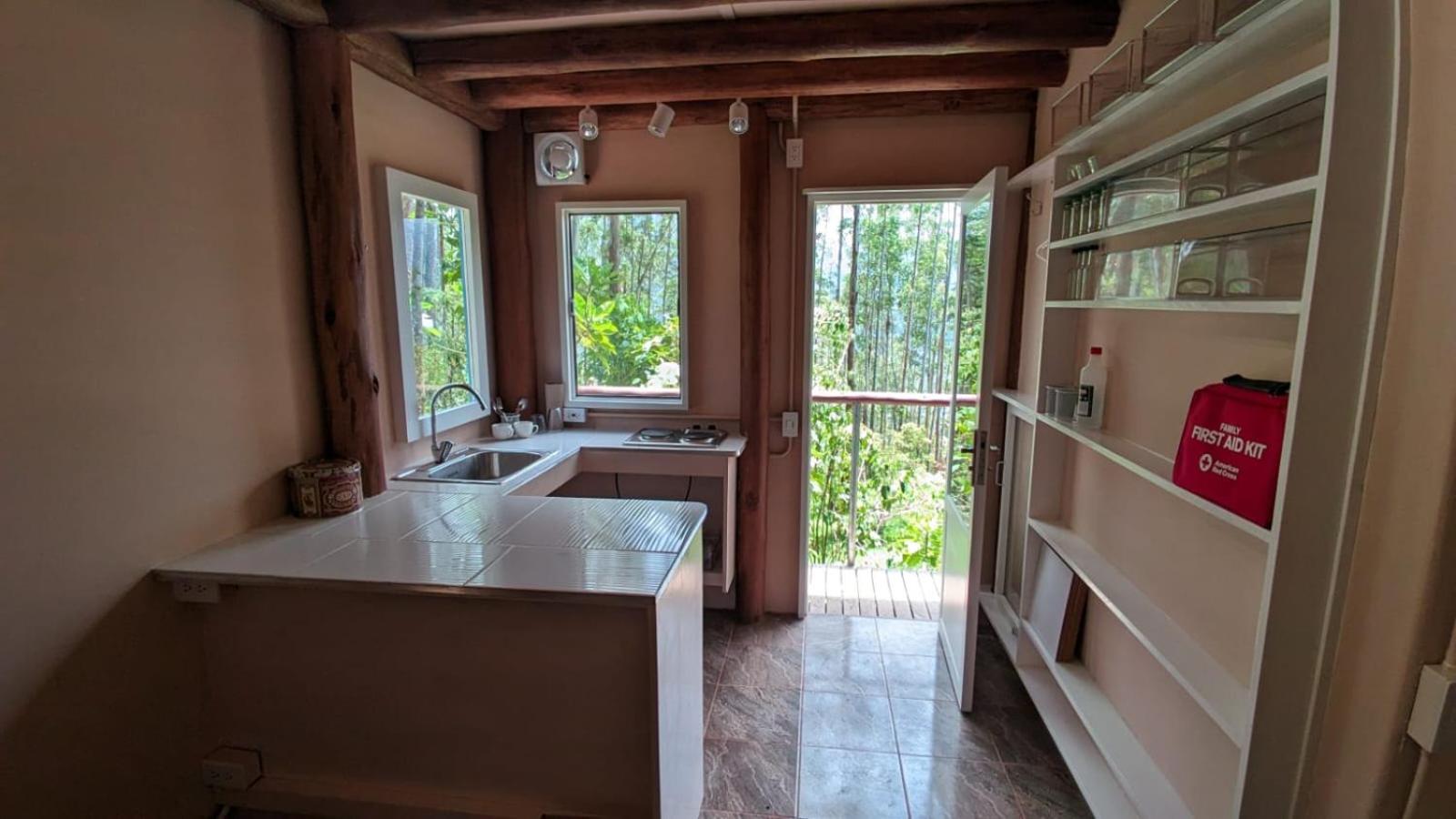 La Esperanza bird Lodge and Reserve