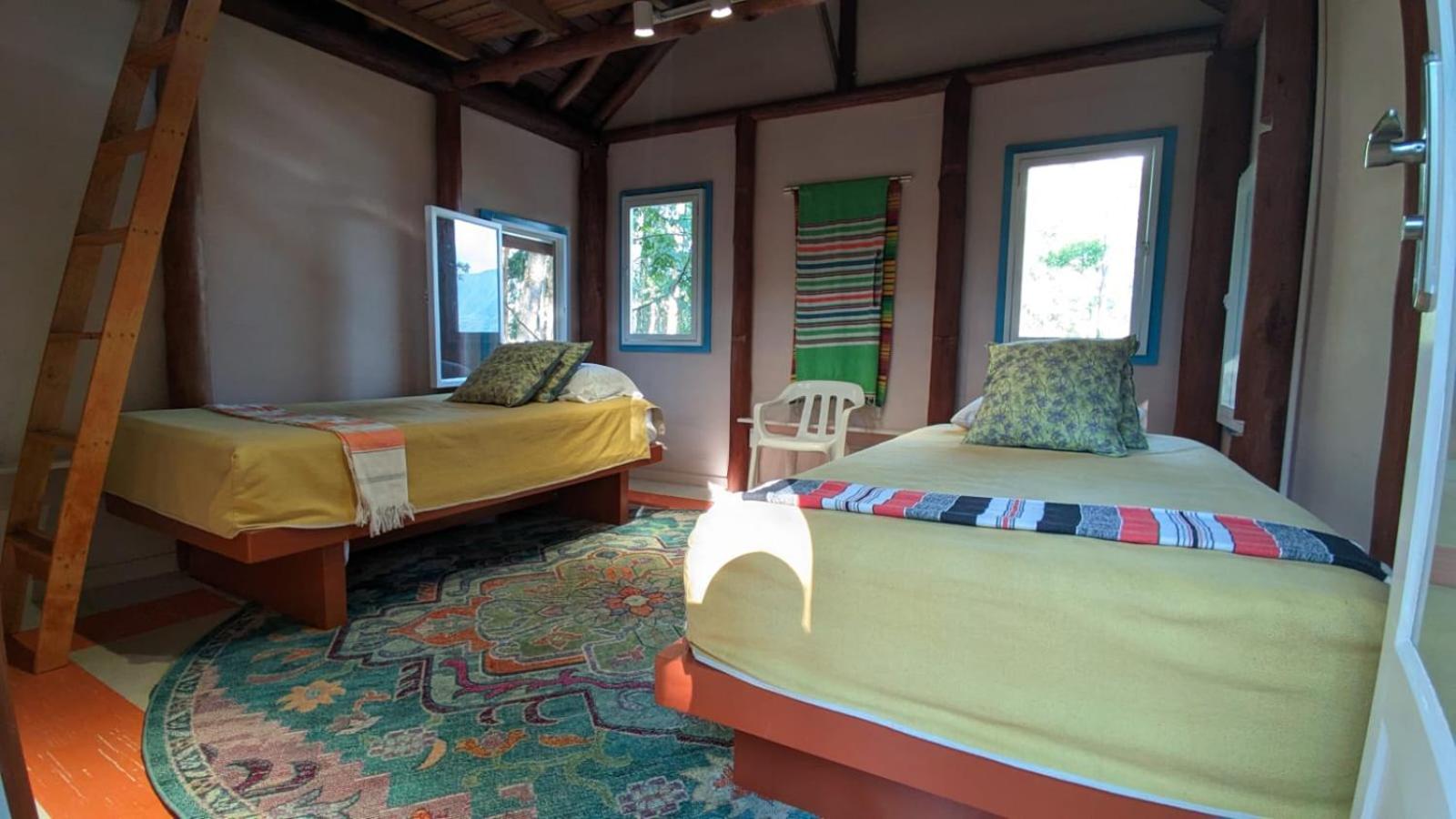 La Esperanza bird Lodge and Reserve