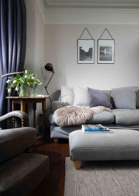 Family House with Garden & Sea Views view 4