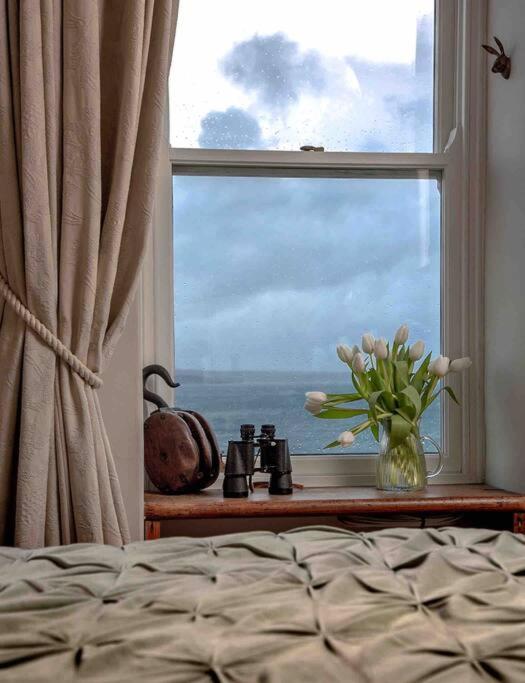 Family House with Garden & Sea Views view 5