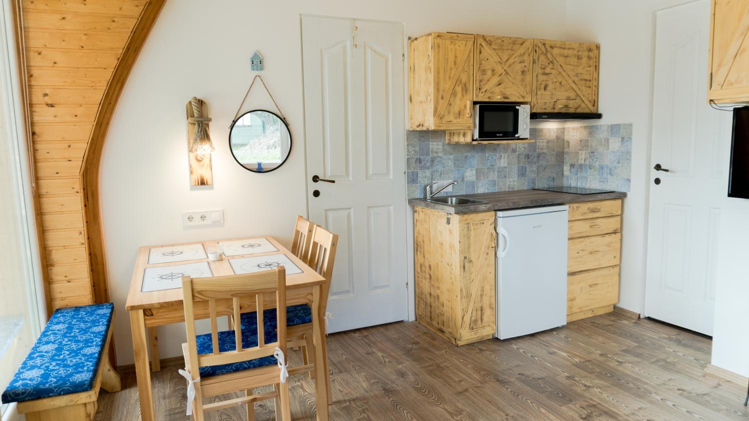 Matróz Apartmanok - Közvetlenül a stranddal szemben