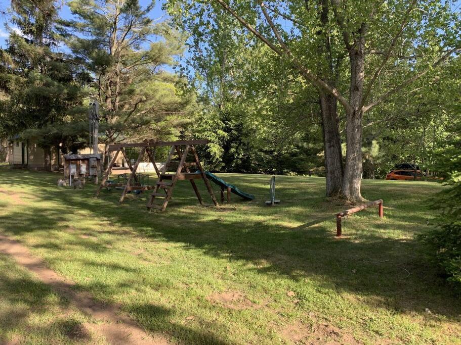 Gresham Shores - Big Dipper - PET FRIENDLY view 4