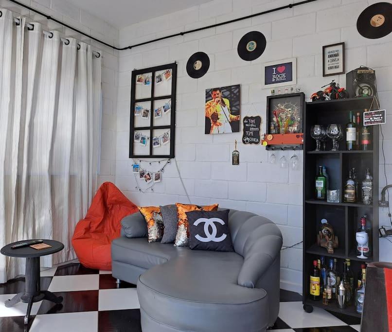 Casa para relaxar, estilosa, privativa e pet friendly