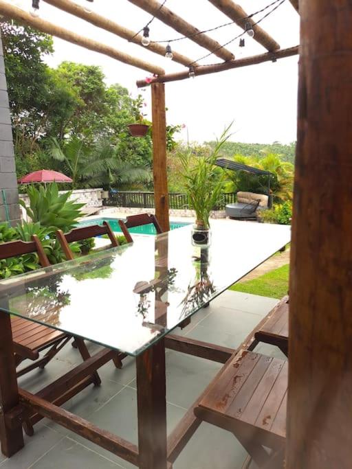 Casa para relaxar, estilosa, privativa e pet friendly