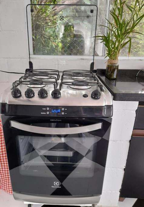 Casa para relaxar, estilosa, privativa e pet friendly