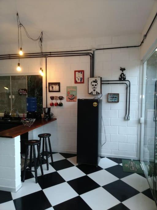 Casa para relaxar, estilosa, privativa e pet friendly