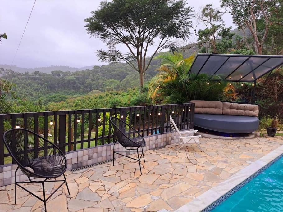 Casa para relaxar, estilosa, privativa e pet friendly