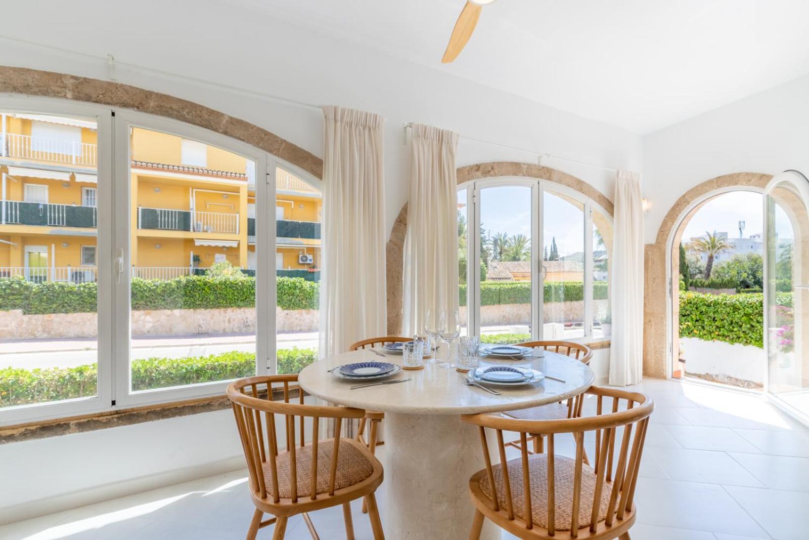 Chalet independiente a 50 metros de Cala Blanca view 2