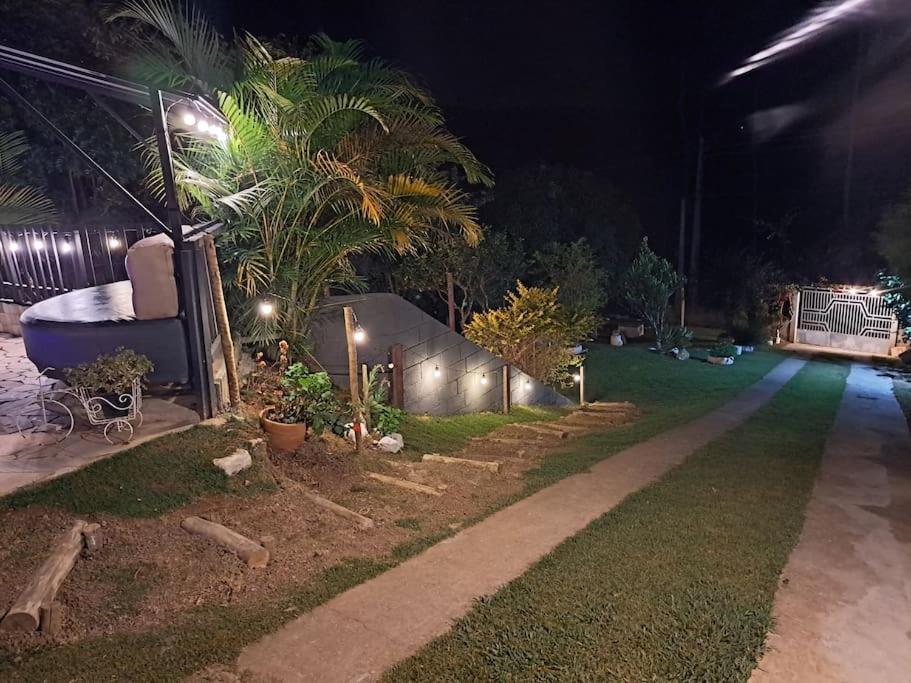 Casa para relaxar, estilosa, privativa e pet friendly