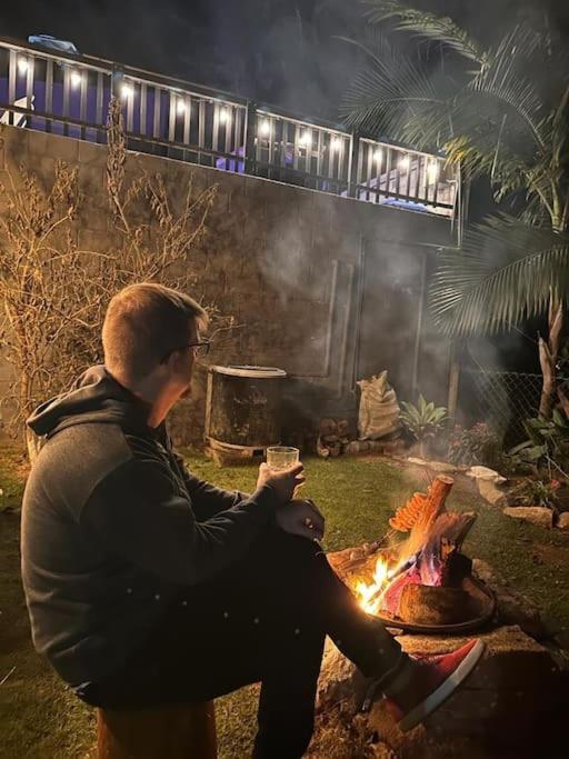 Casa para relaxar, estilosa, privativa e pet friendly