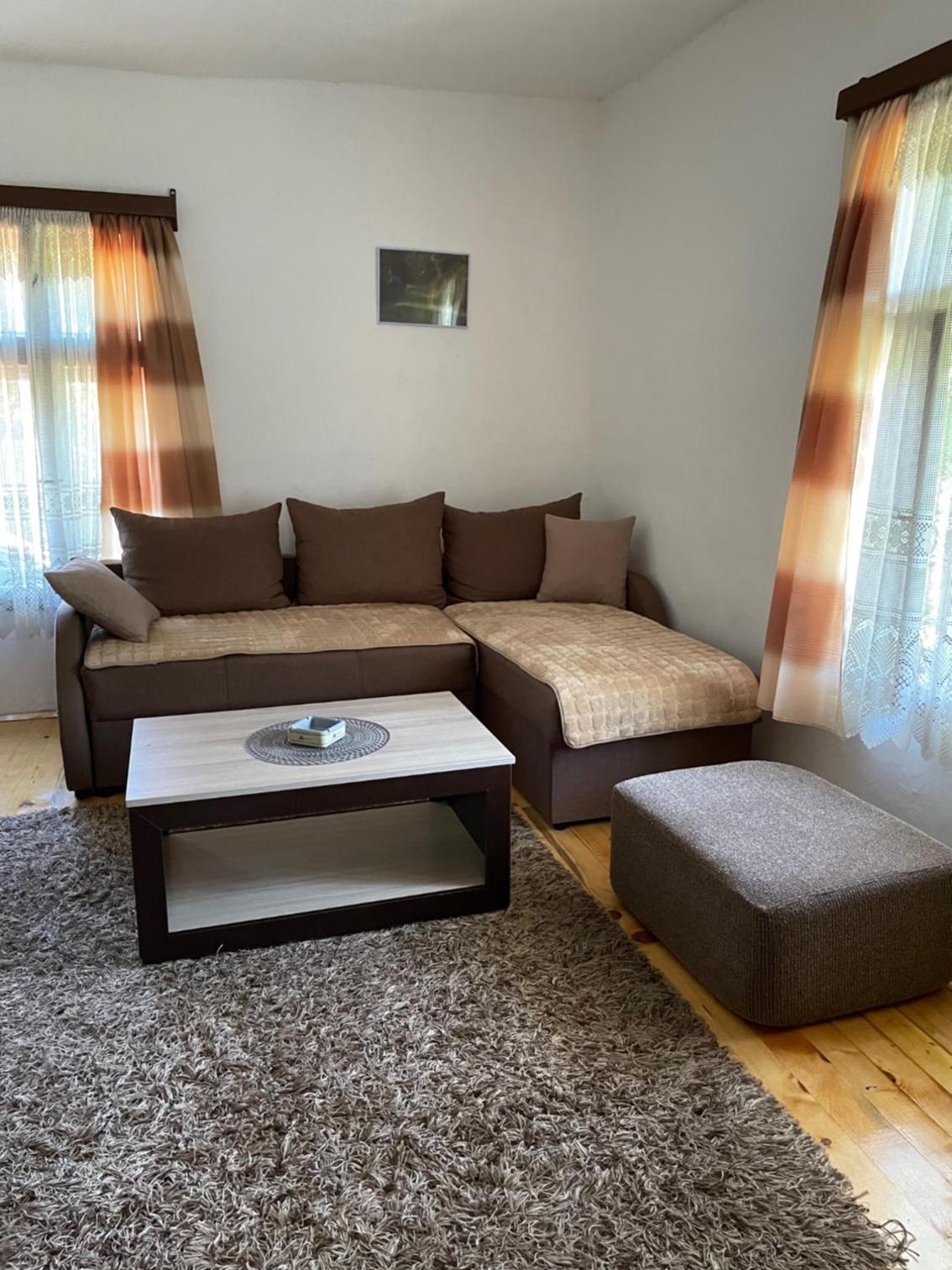 Apartmani Nikola Dojkinci view 2