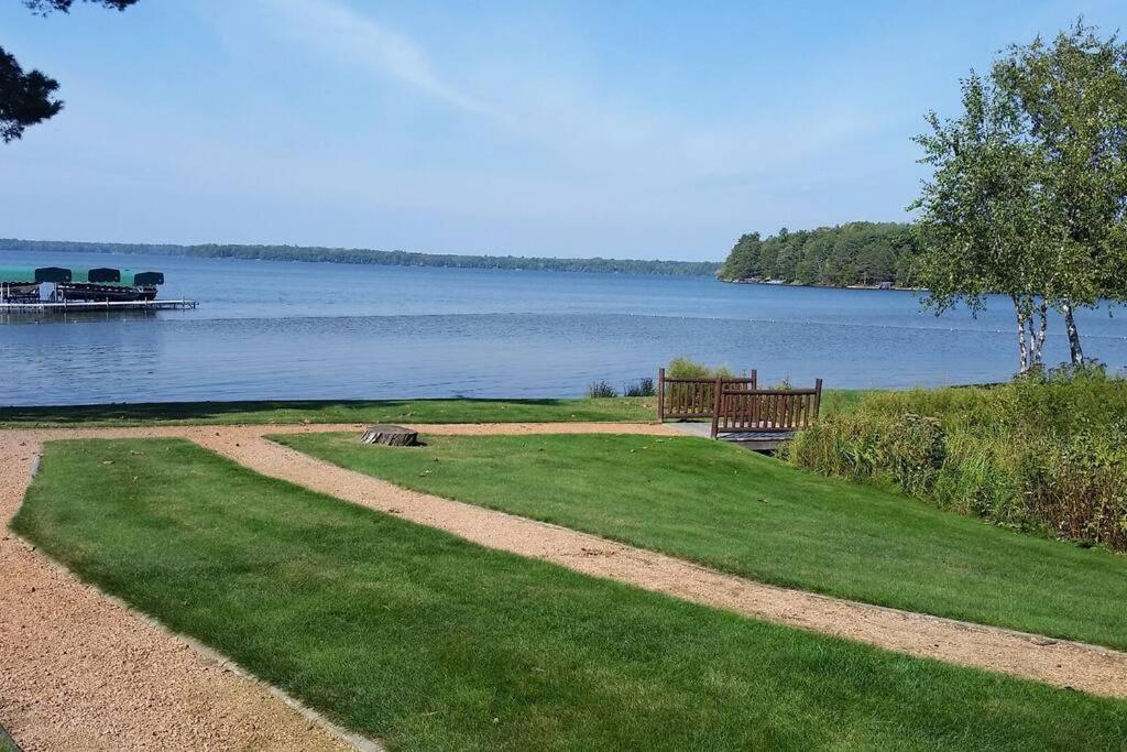 Fence Lake Condo #10 - Docking, WIFI, Beach view 2