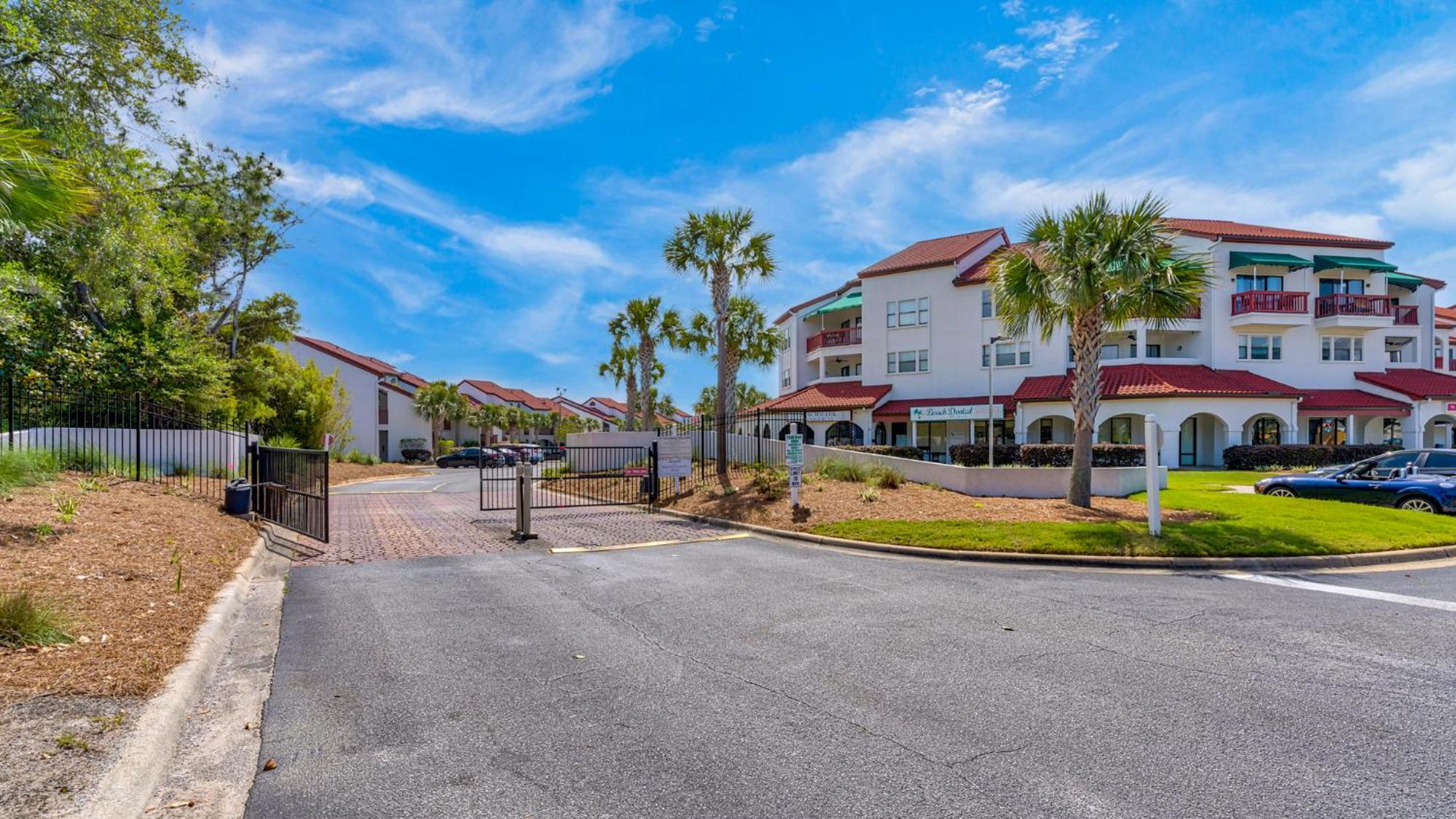 The Inn at St Thomas 1210B - Perfect Affordable Getaway view 4
