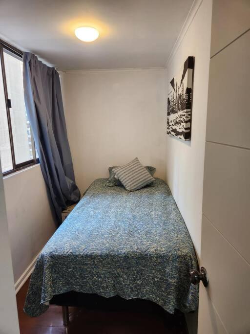 MWC Apartments - Compañía