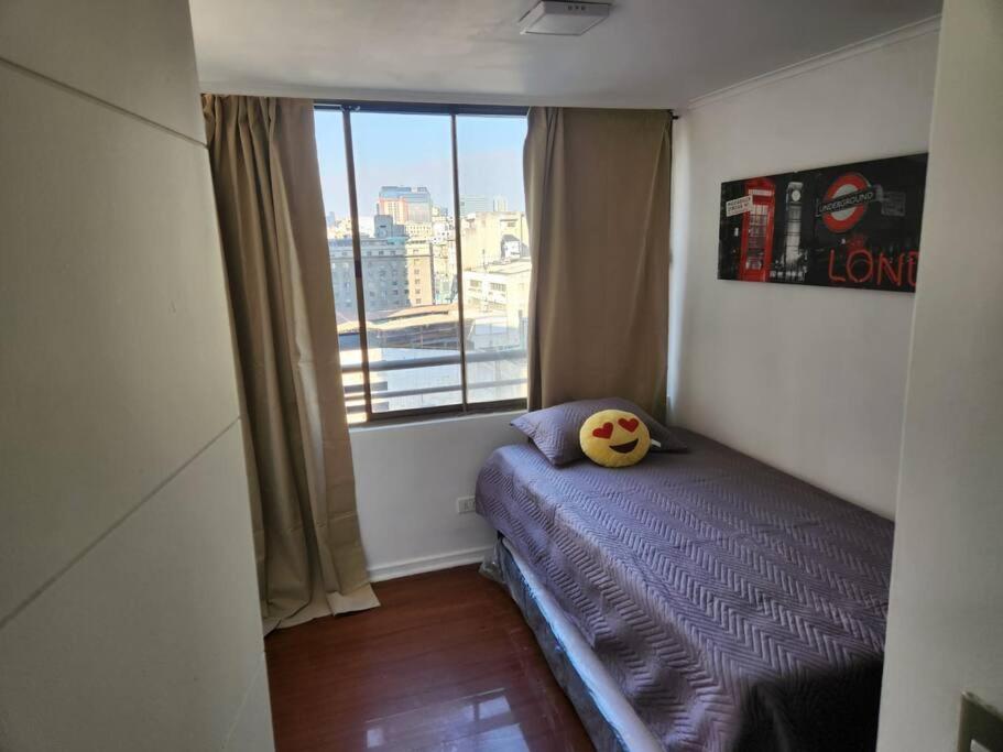 MWC Apartments - Compañía