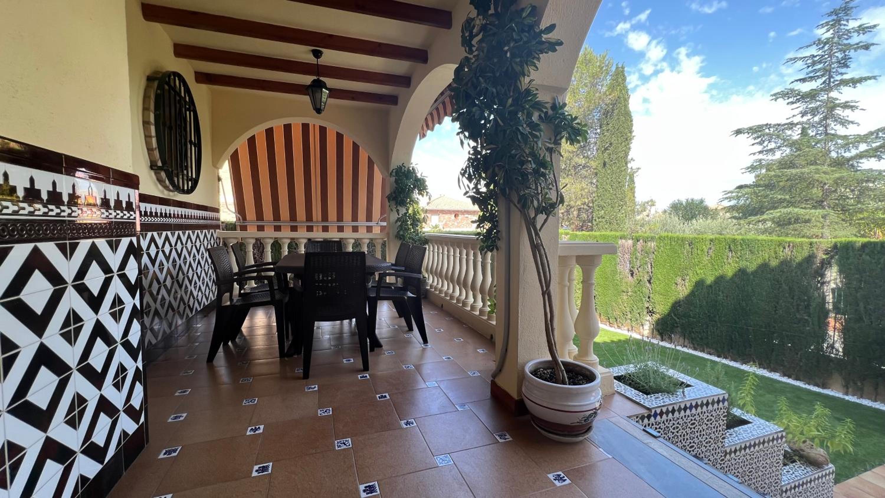 Casa Monte Verde con piscina a 10 min de Granada view 4