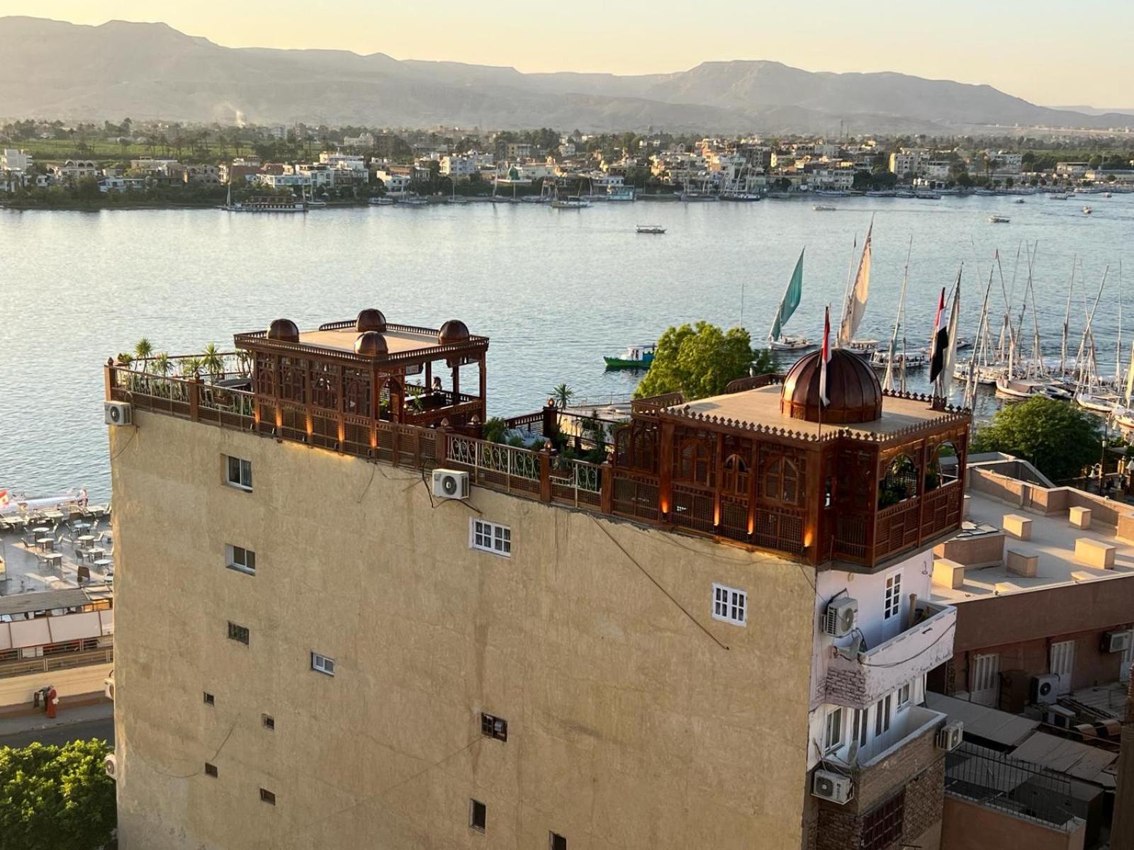 Arabesque Dome Roof Gardens