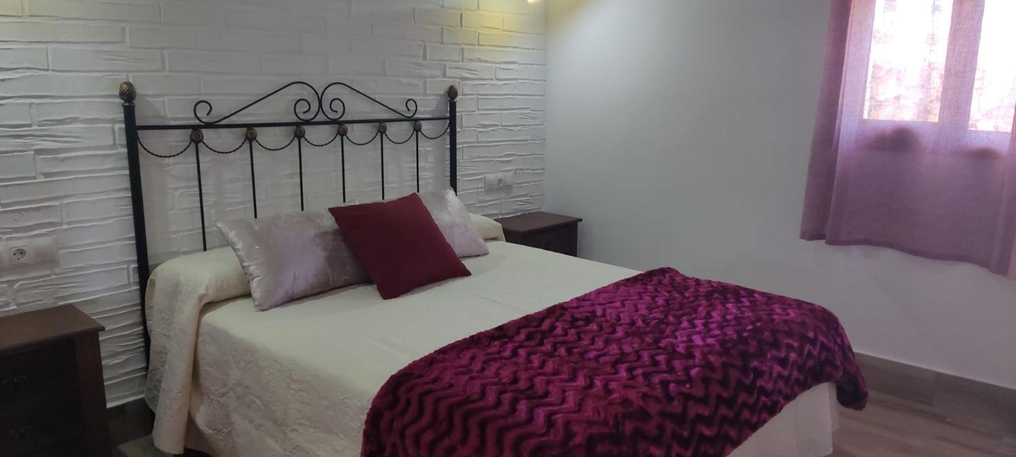 ENTRESIERRAS Apartamentos rurales con chimenea, barbacoa y espacio para eventos