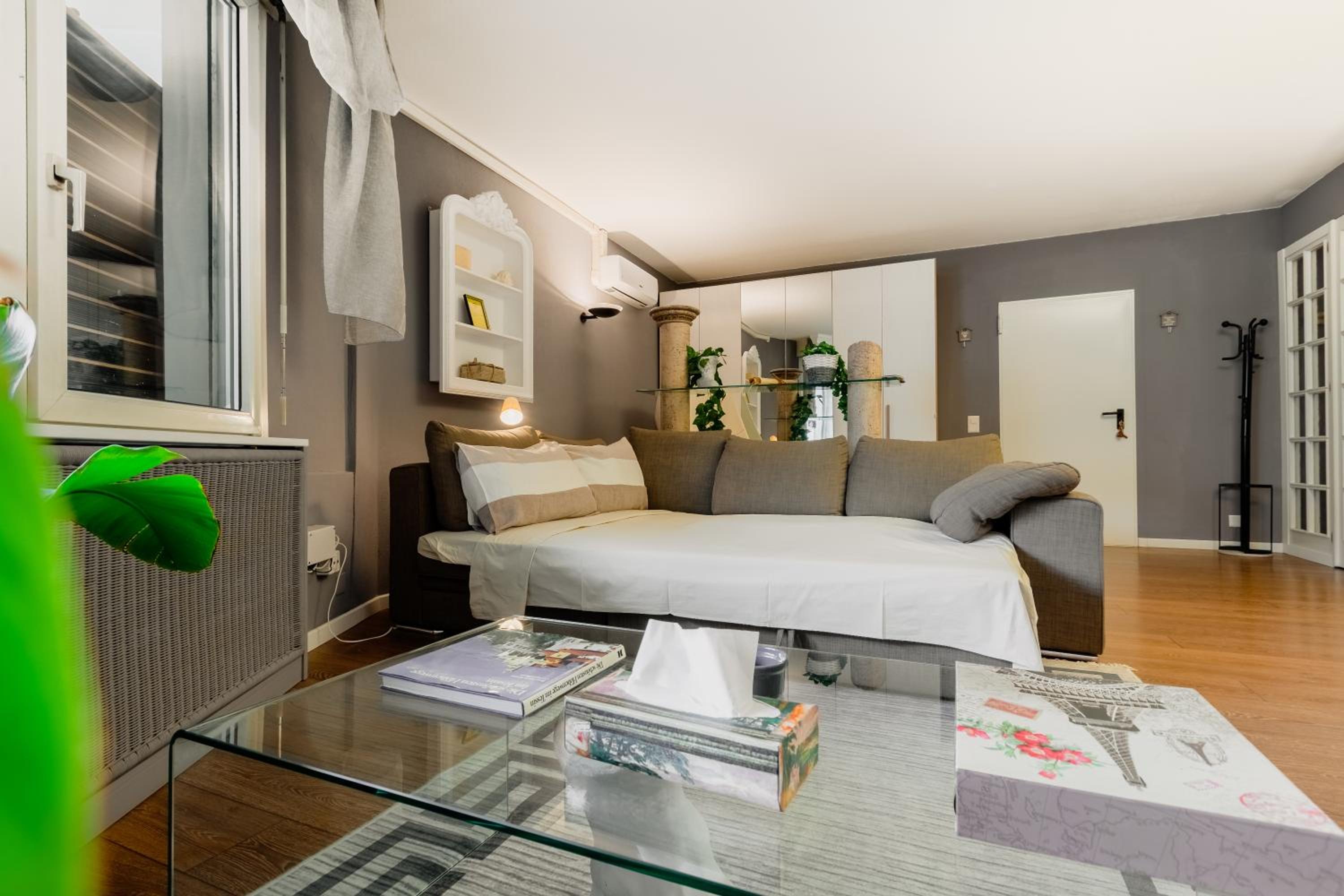 Lake Apartment 3