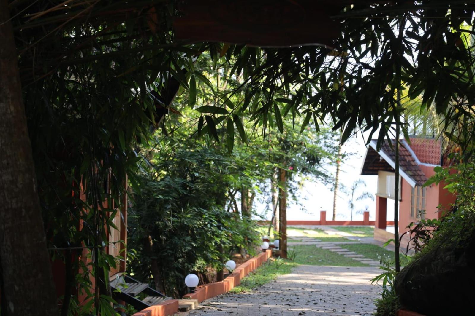Mistil Garden Resort