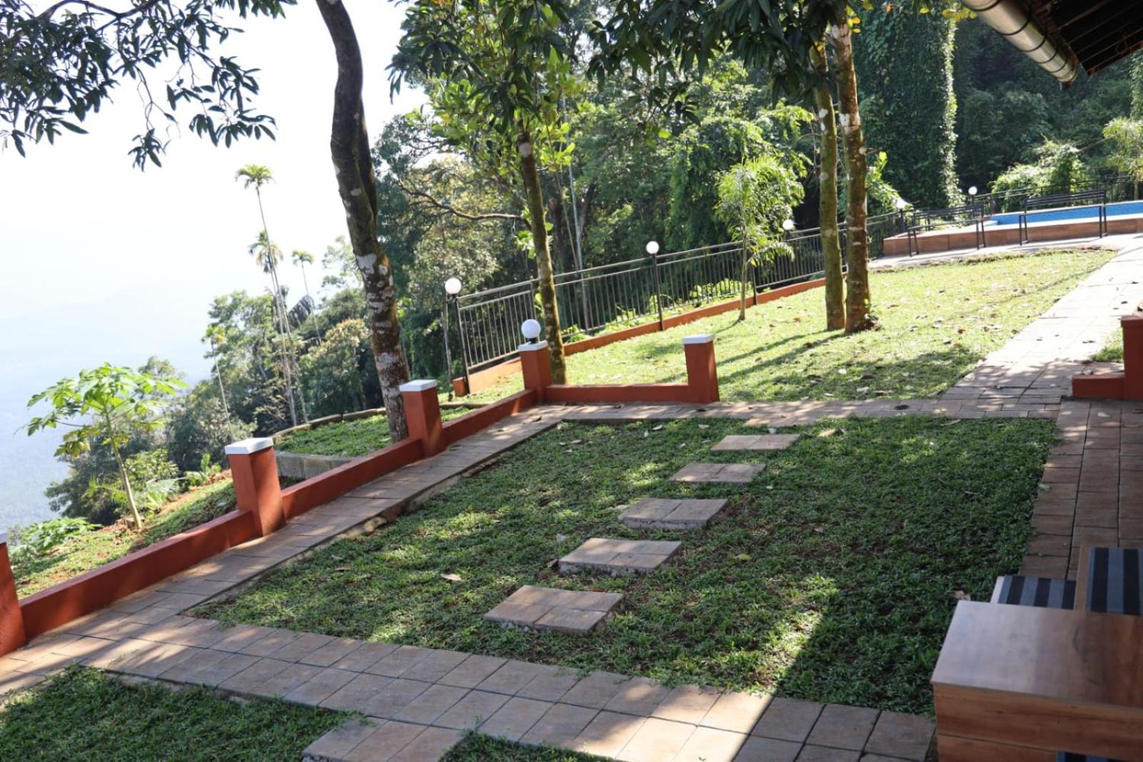 Mistil Garden Resort