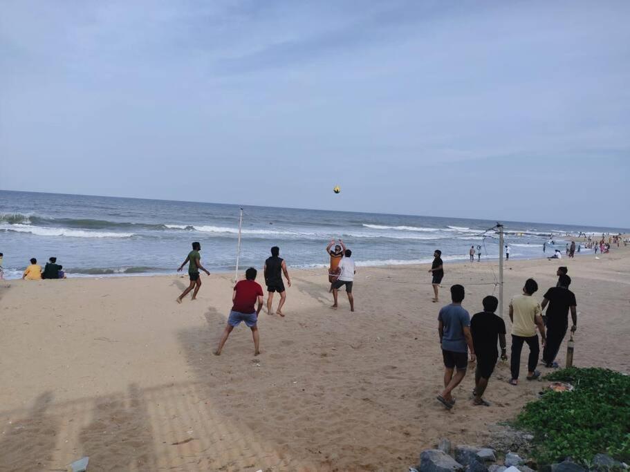 Beachfront Bliss: Beautiful Villa in Kovalam view 2