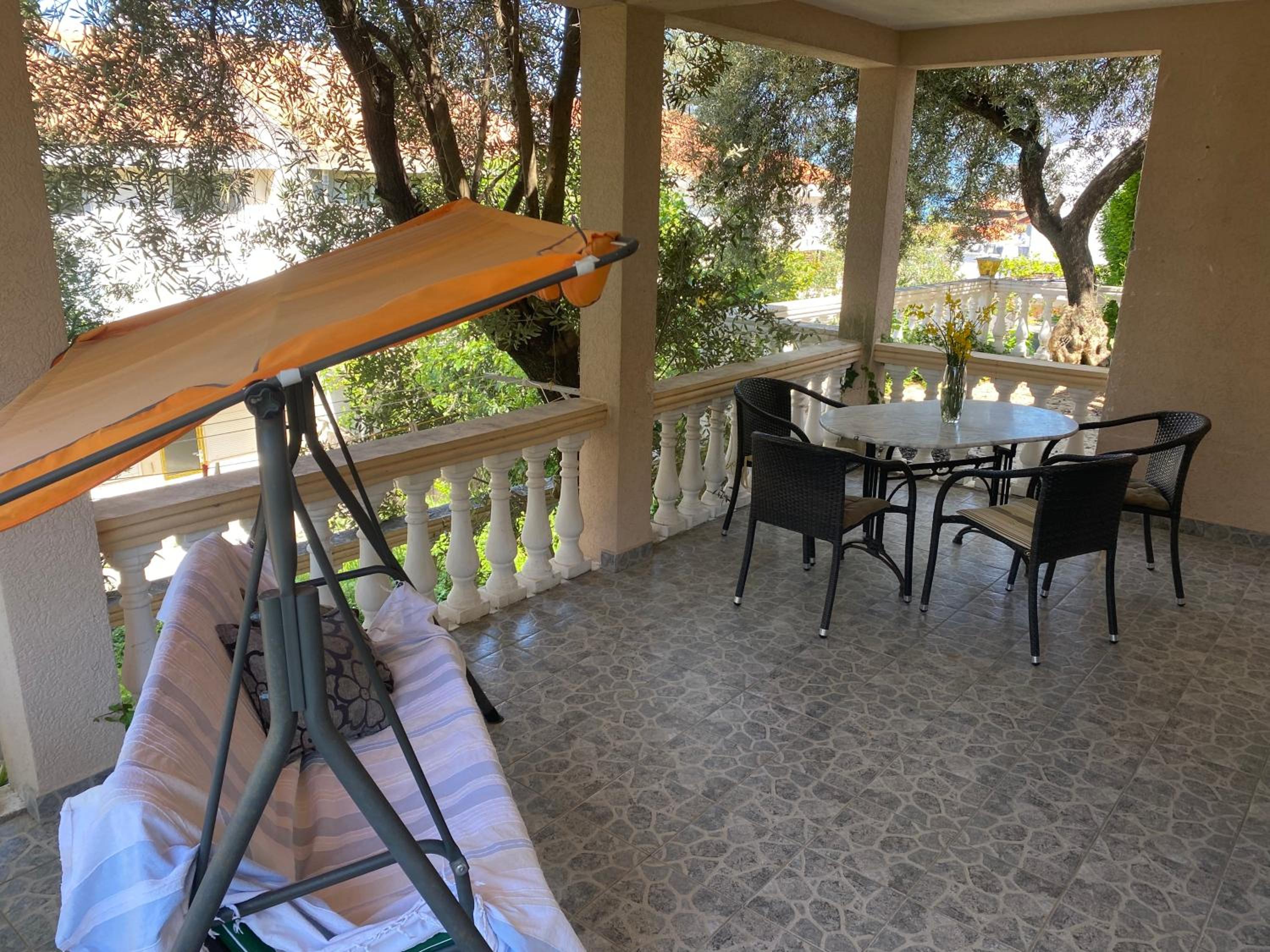 Apartments Arina