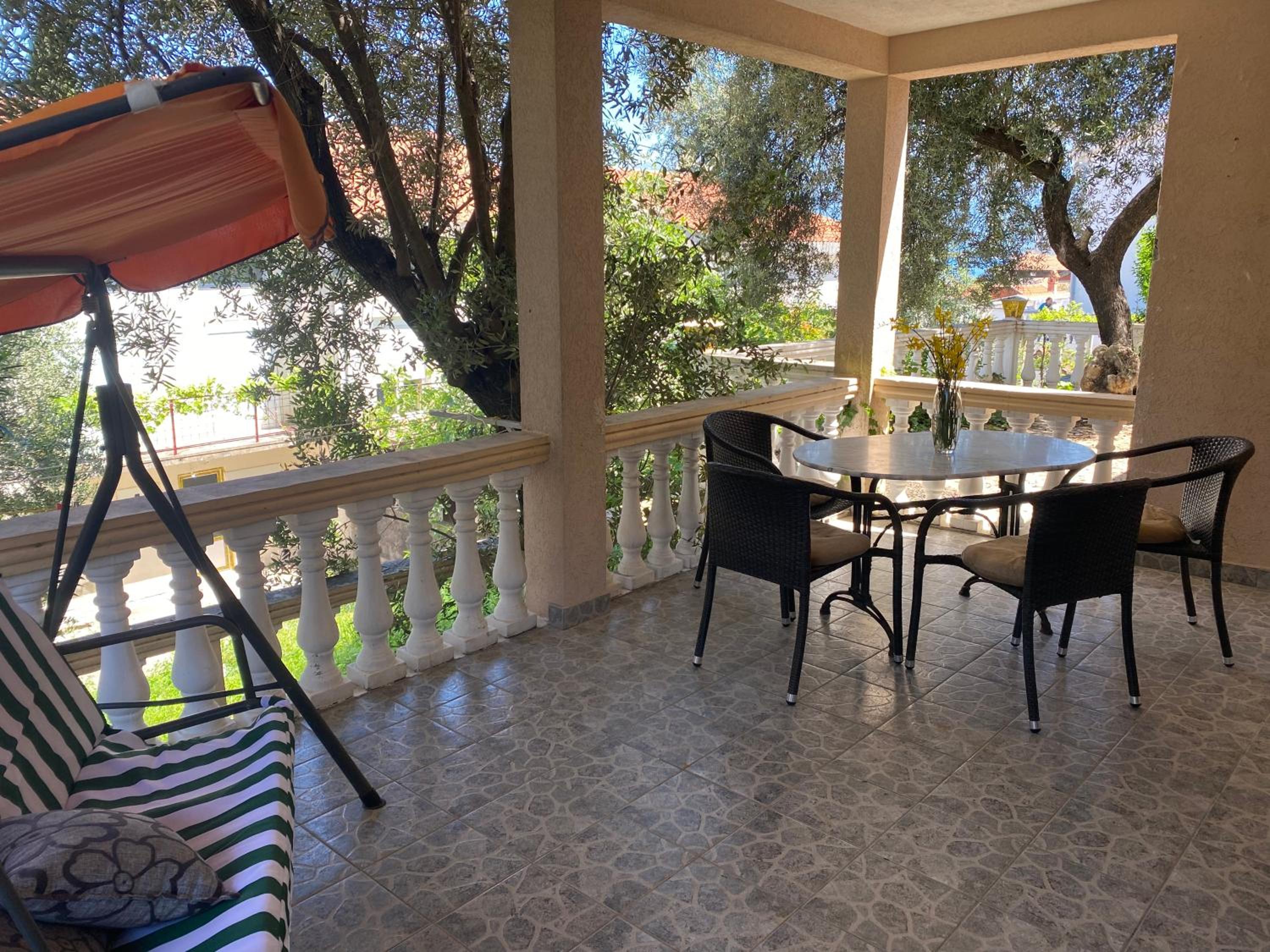 Apartments Arina