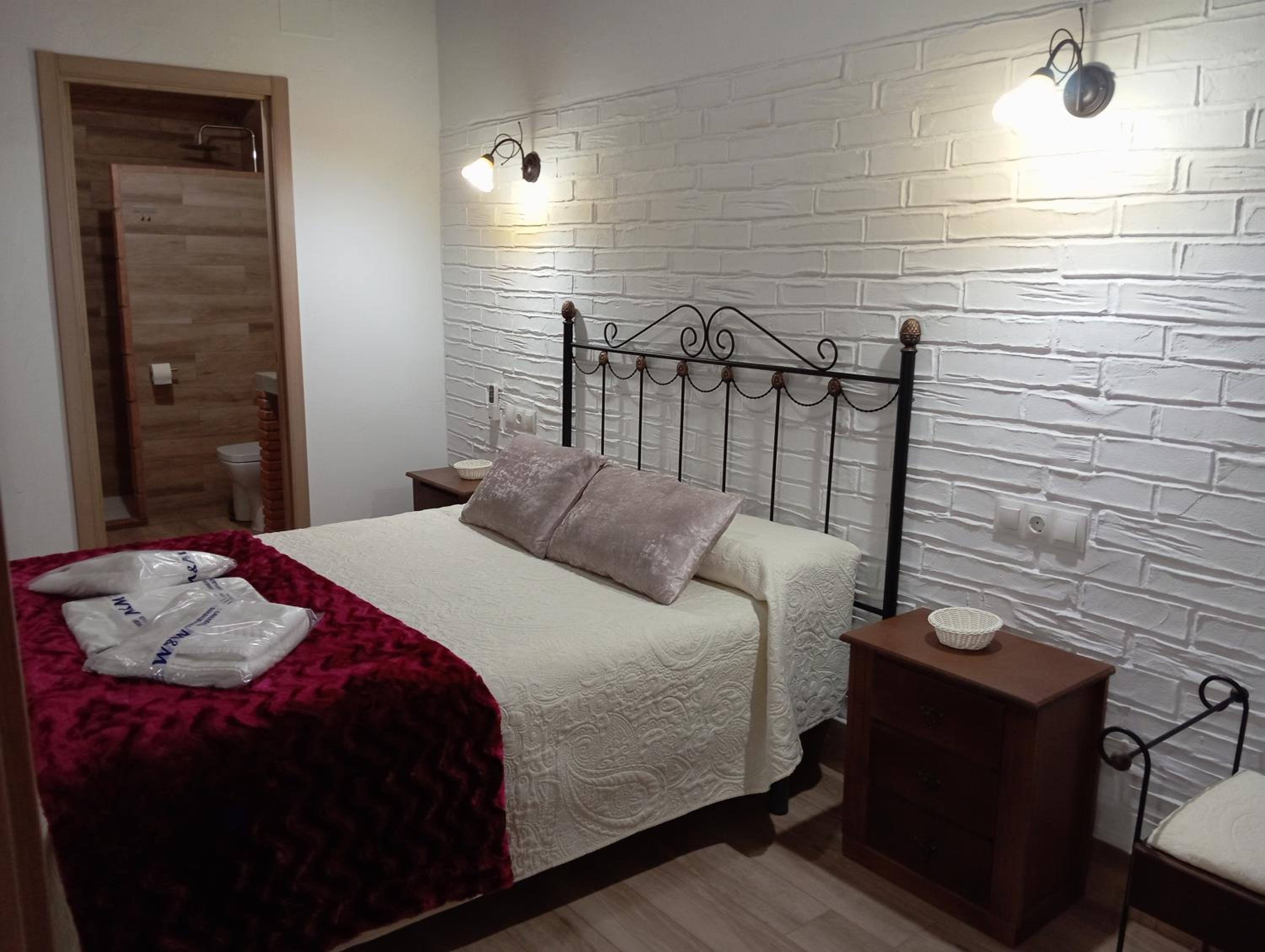 ENTRESIERRAS Apartamentos rurales con chimenea, barbacoa y espacio para eventos