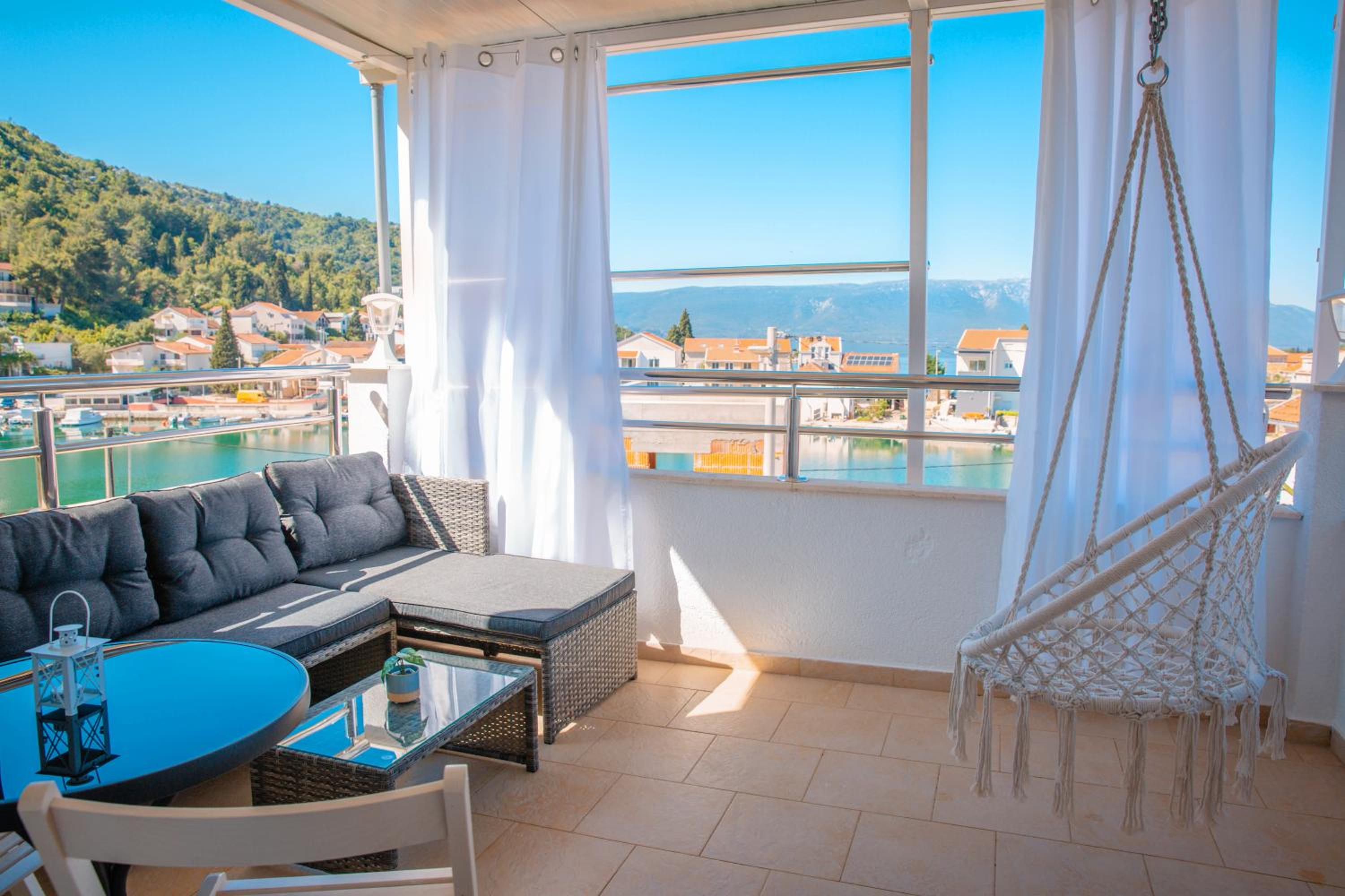 Studio apartman MATEO