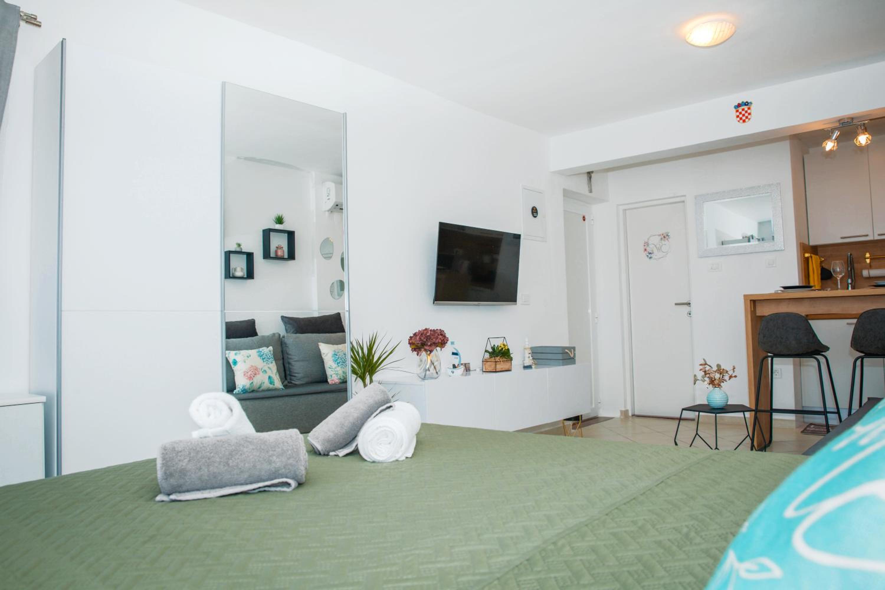 Studio apartman MATEO