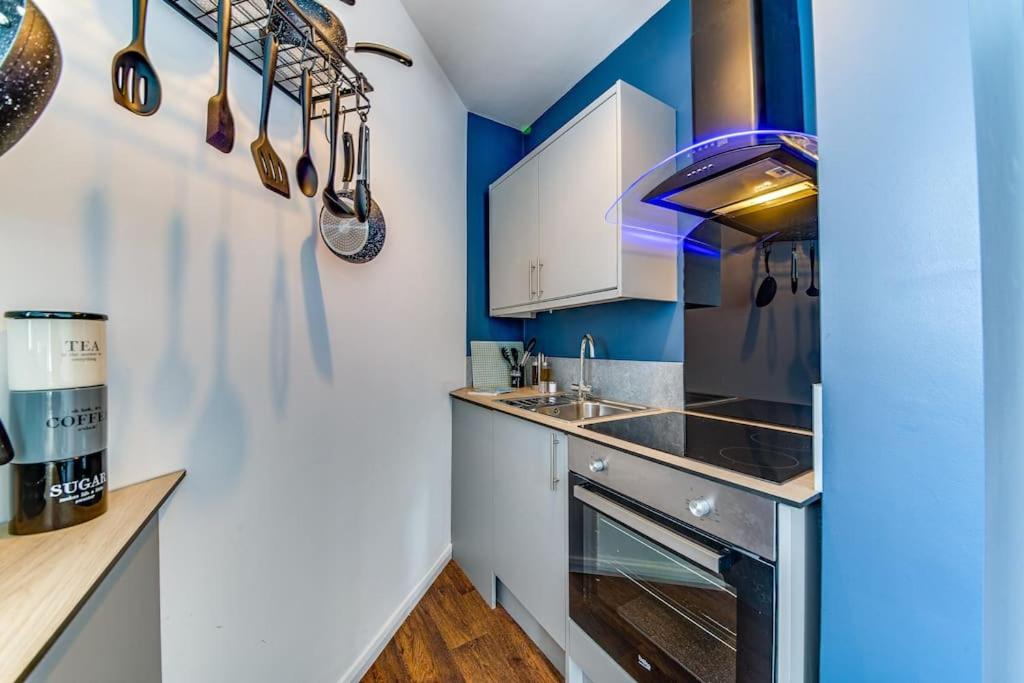 Immaculate Ground Floor Flat - Families