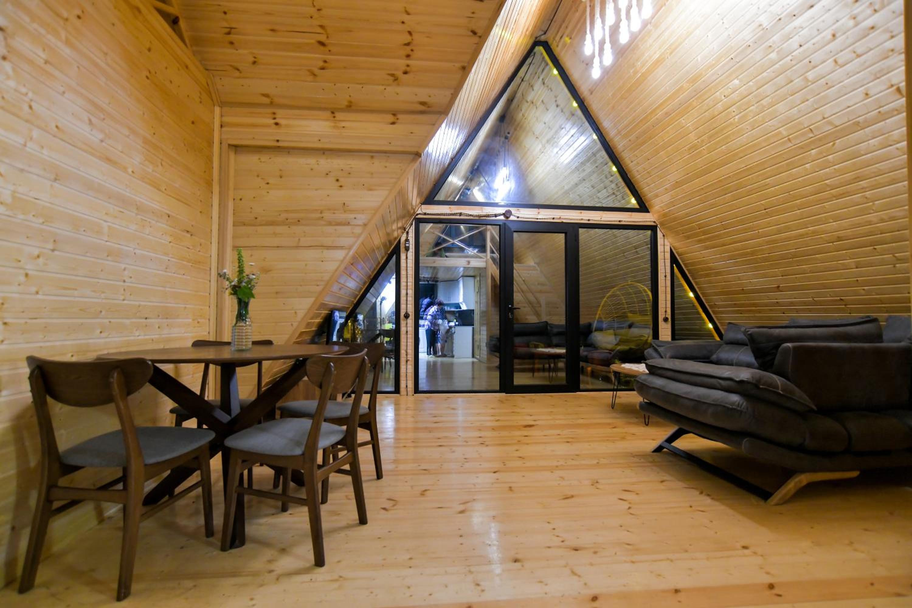 Cottage Mebirashi