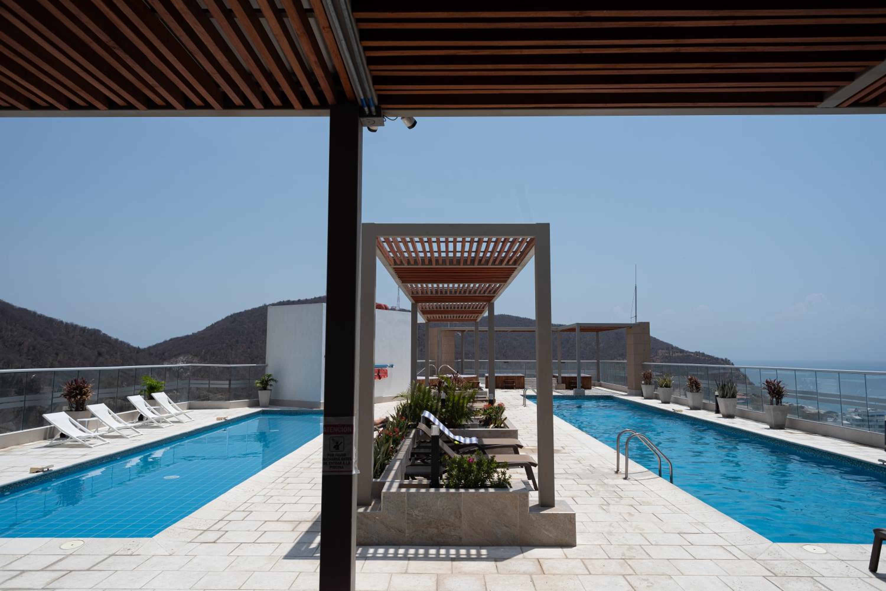 Modernos y Cómodos Apartamentos en Playa Salguero