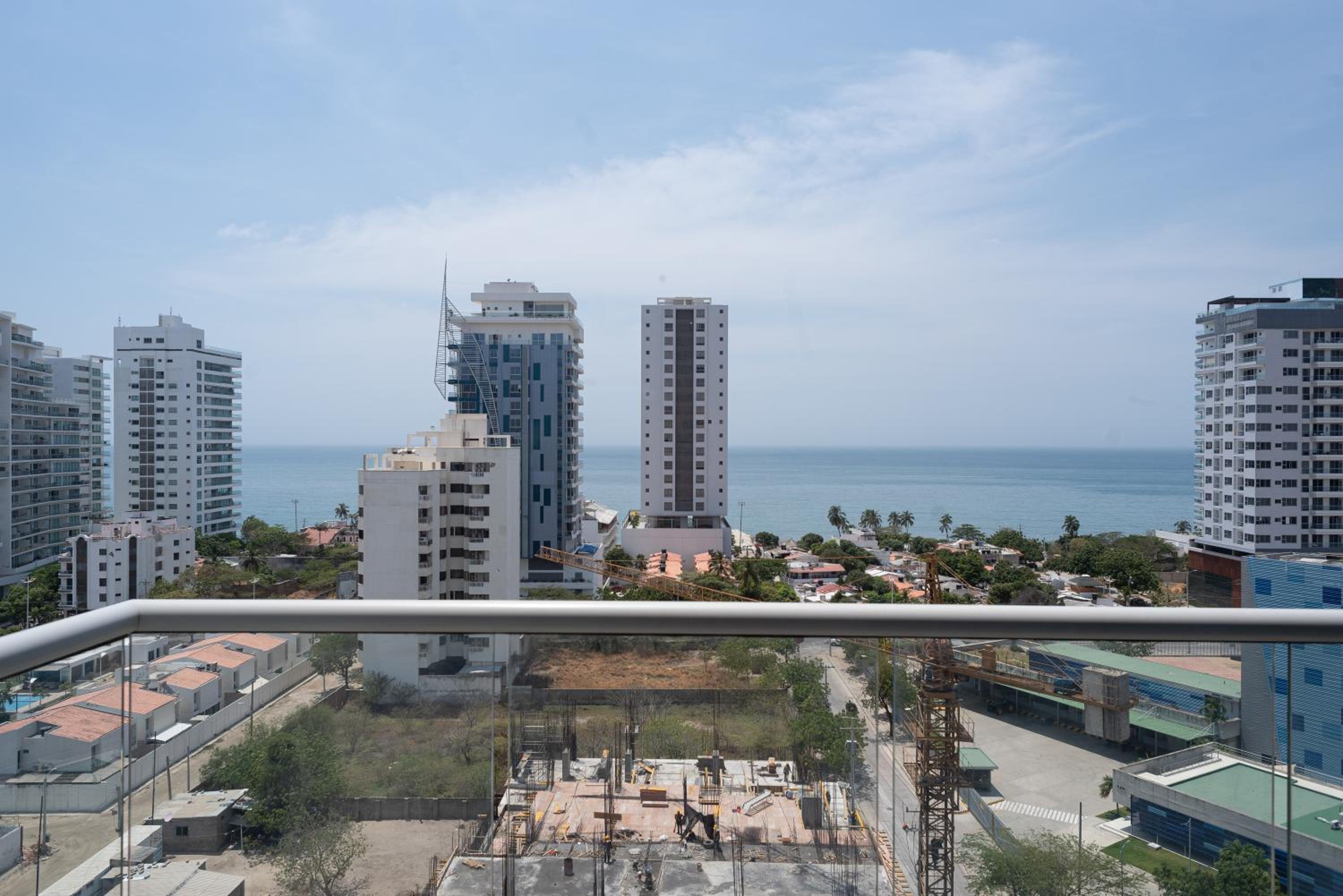 Modernos y Cómodos Apartamentos en Playa Salguero