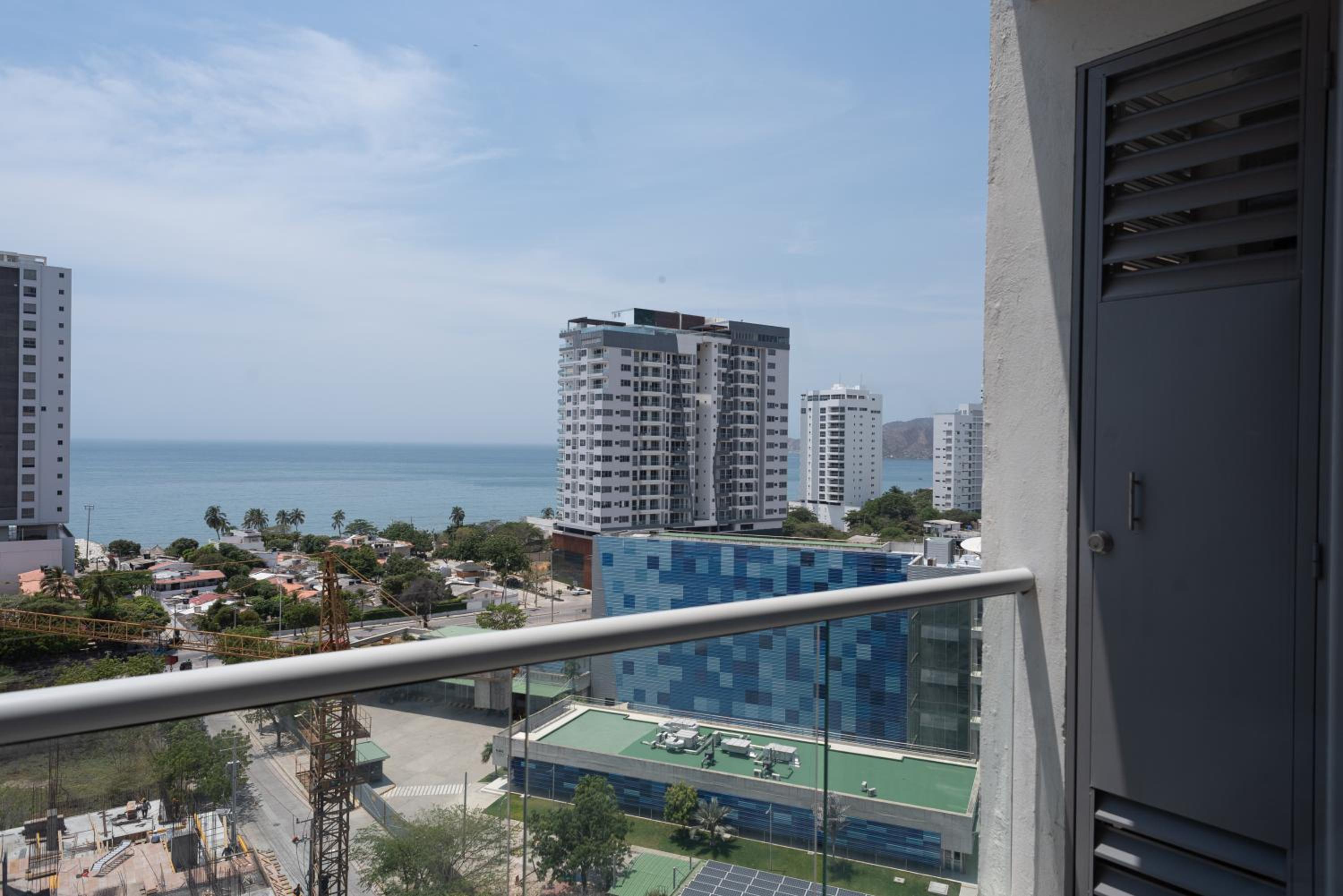 Modernos y Cómodos Apartamentos en Playa Salguero