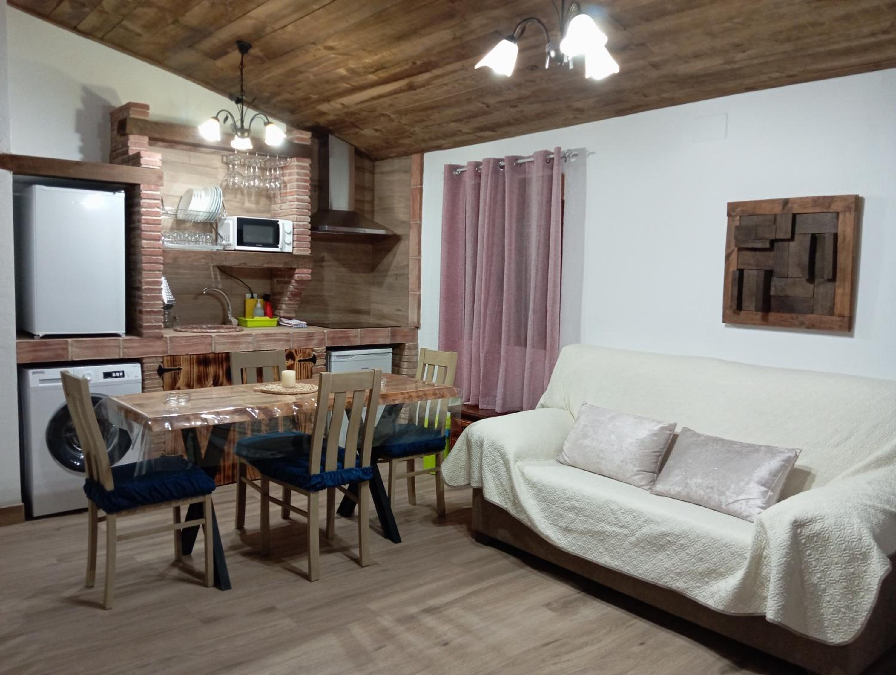 ENTRESIERRAS Apartamentos rurales con chimenea, barbacoa y espacio para eventos