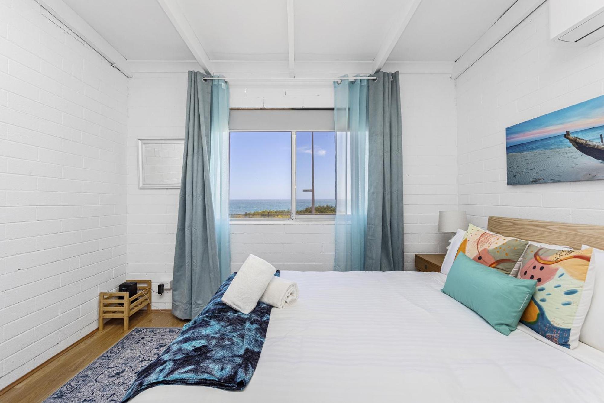 Beachfront 3BR Home with Stunning Ocean Views