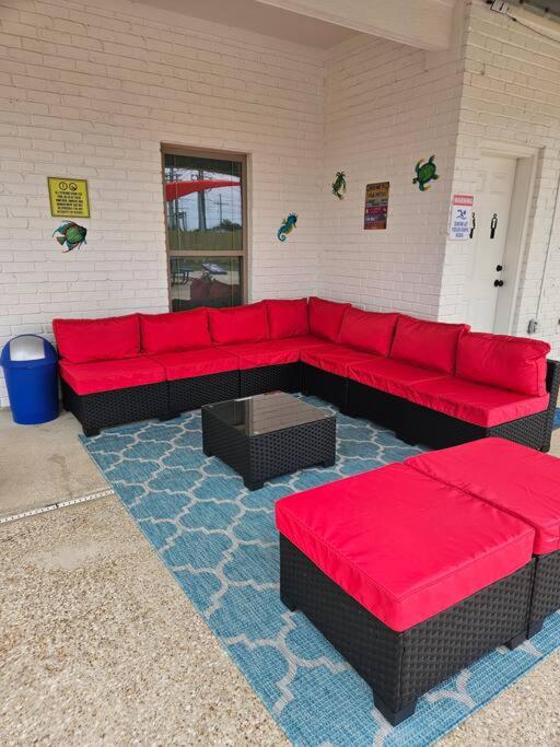 Louisiana 5BR Luxury Pool Retreat