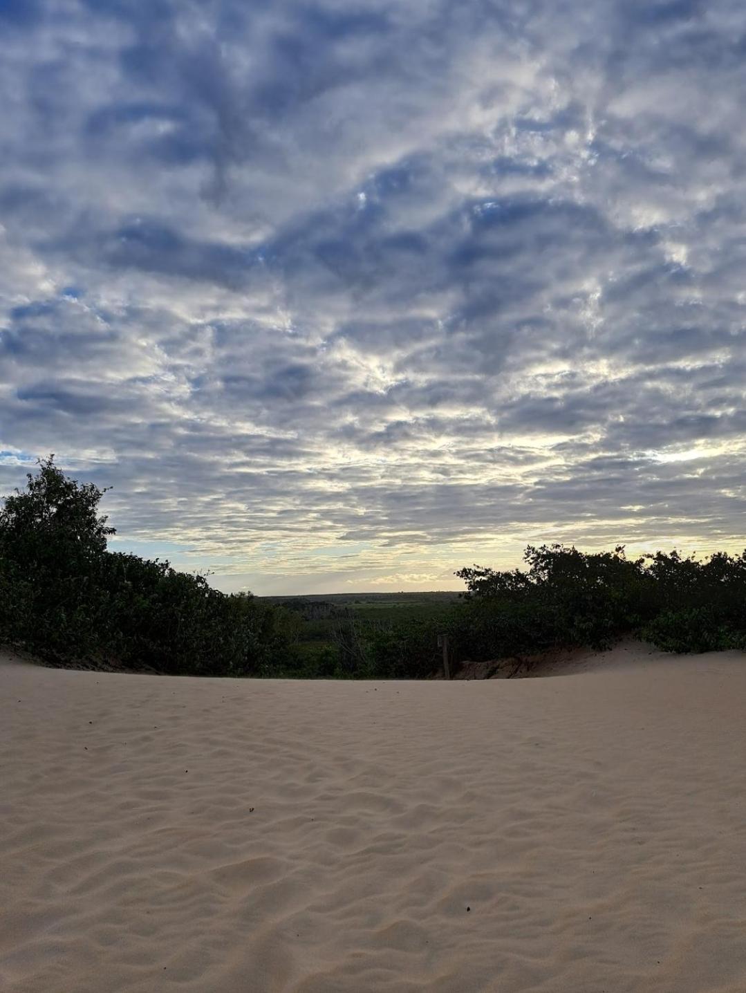 ITAÚNAS Pousada NOSSA PALHOÇA 1