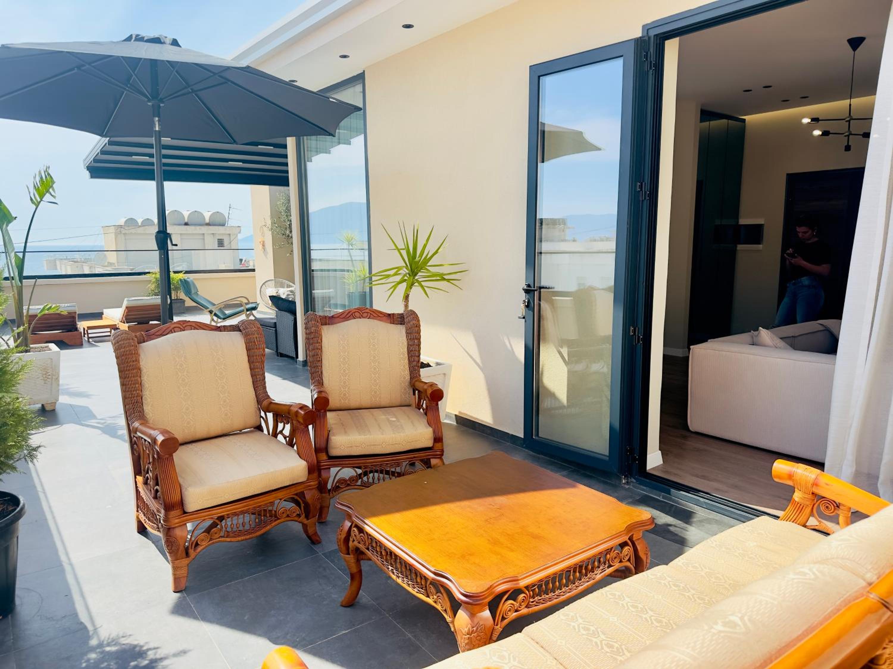 SEA VIEW LUXURY PENTHOUSE
