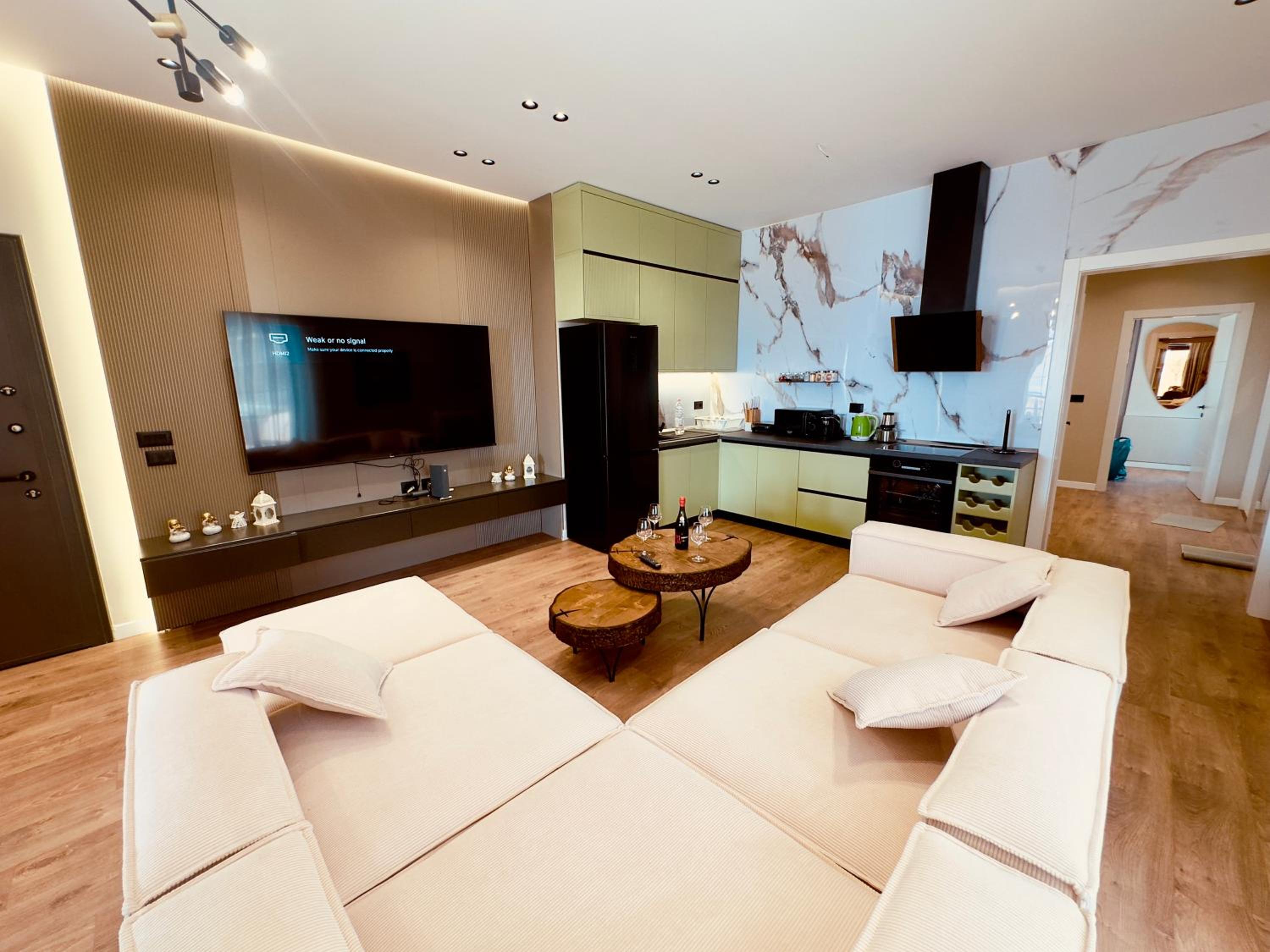 SEA VIEW LUXURY PENTHOUSE