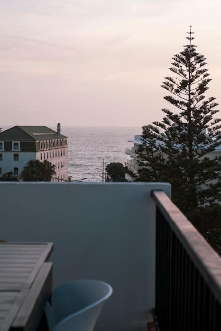 Contemporary Oceanside Rooftop