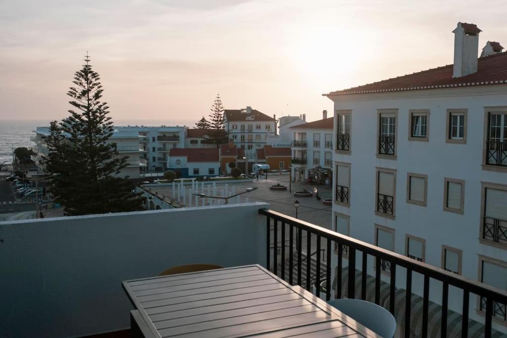 Contemporary Oceanside Rooftop