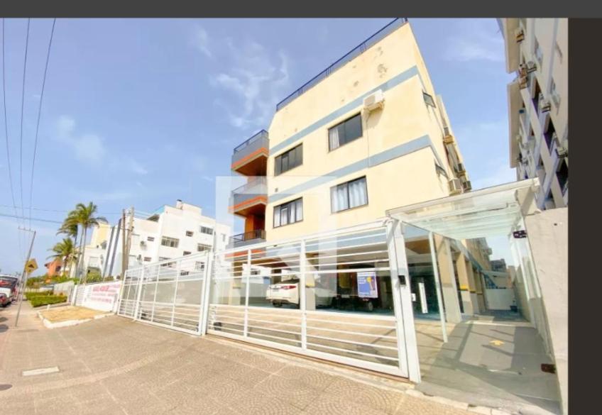 Lindo apartamento pertinho do mar