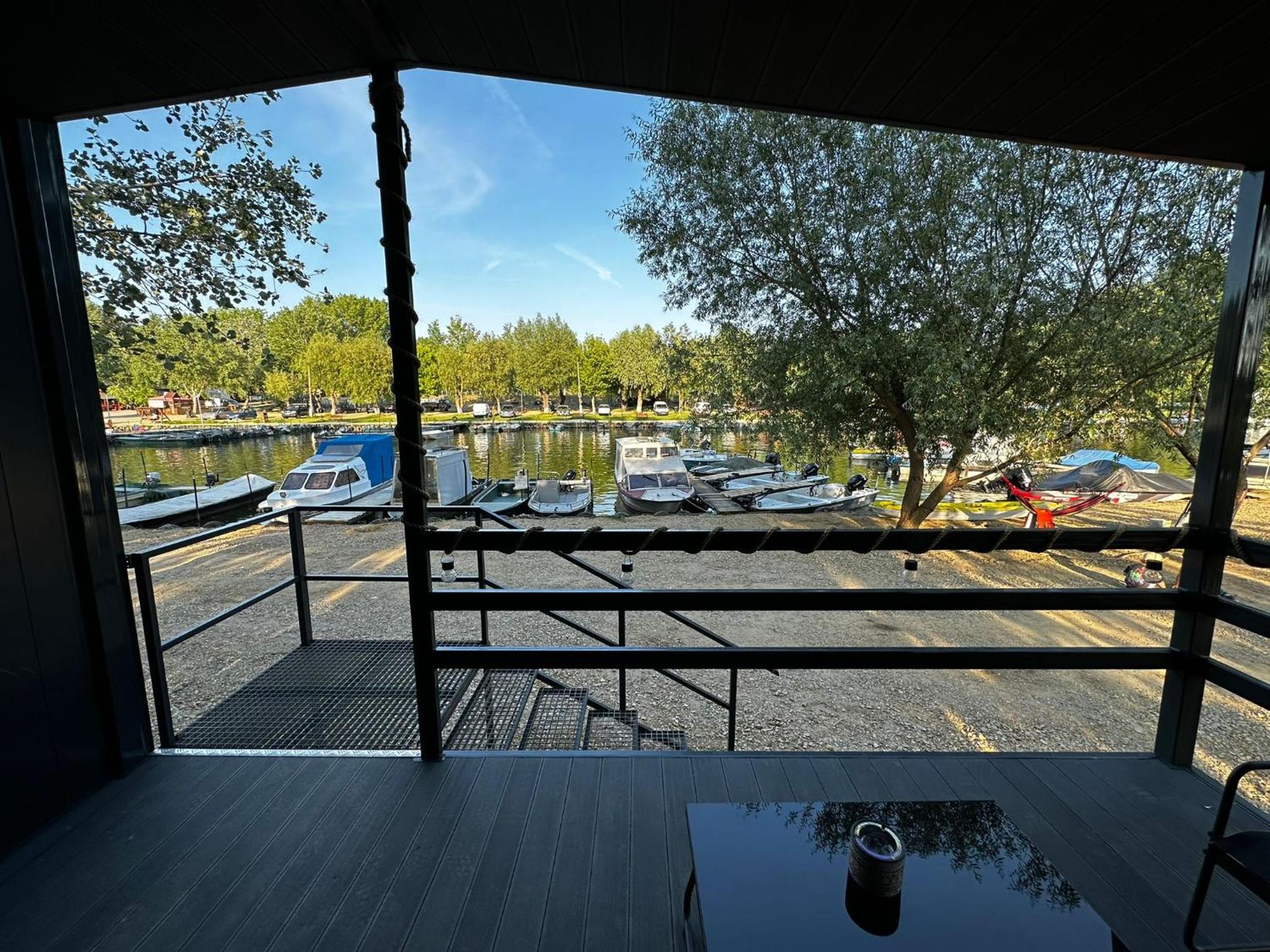 Popi Spinning - Lake Tisza view 5